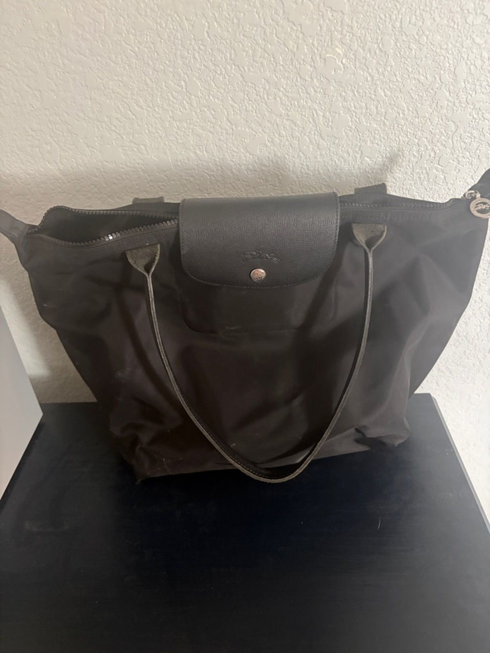 Black longchamp bag